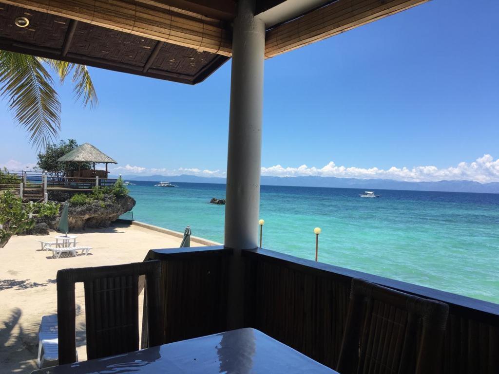 Tauig Beach Resort Moalboal Exteriér fotografie